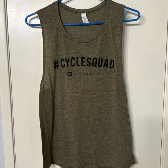 Muscle tank - Picture 1 of 4